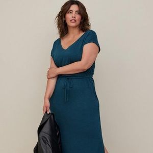 TORRID MIDI SUPER SOFT DOLMAN SLEEVE DRESS NWOTs